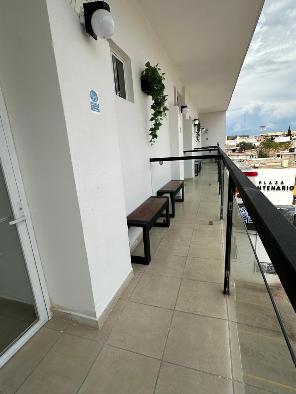 Hotel Plaza Centenario Juan Aldama Εξωτερικό φωτογραφία