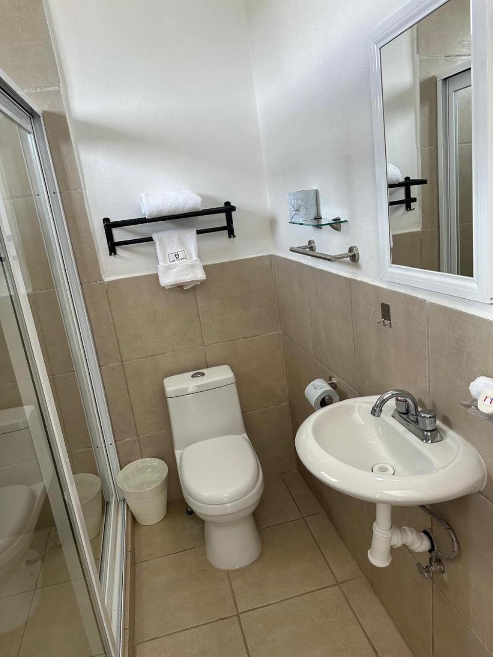 Hotel Plaza Centenario Juan Aldama Εξωτερικό φωτογραφία